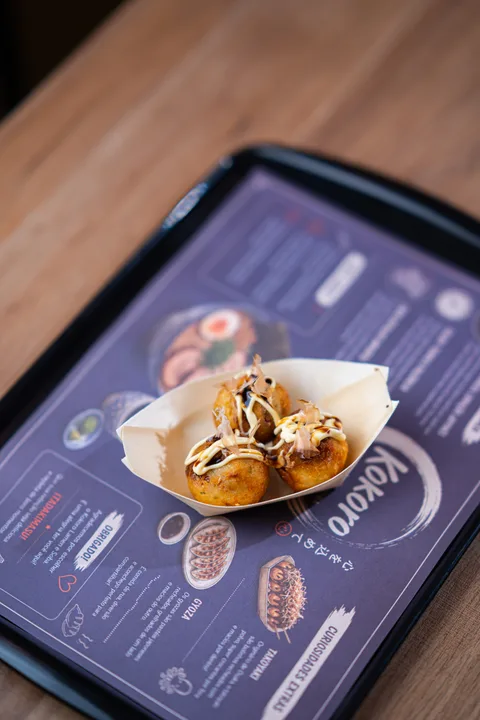 Fotografia dos bolinhos de polvo Takoyaki do Kokoro
